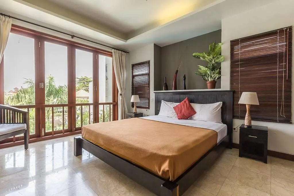 Quiet Central Seminyak 2Bd 2 Bath And Walk To Eat St Apartment Seminyak (Bali)