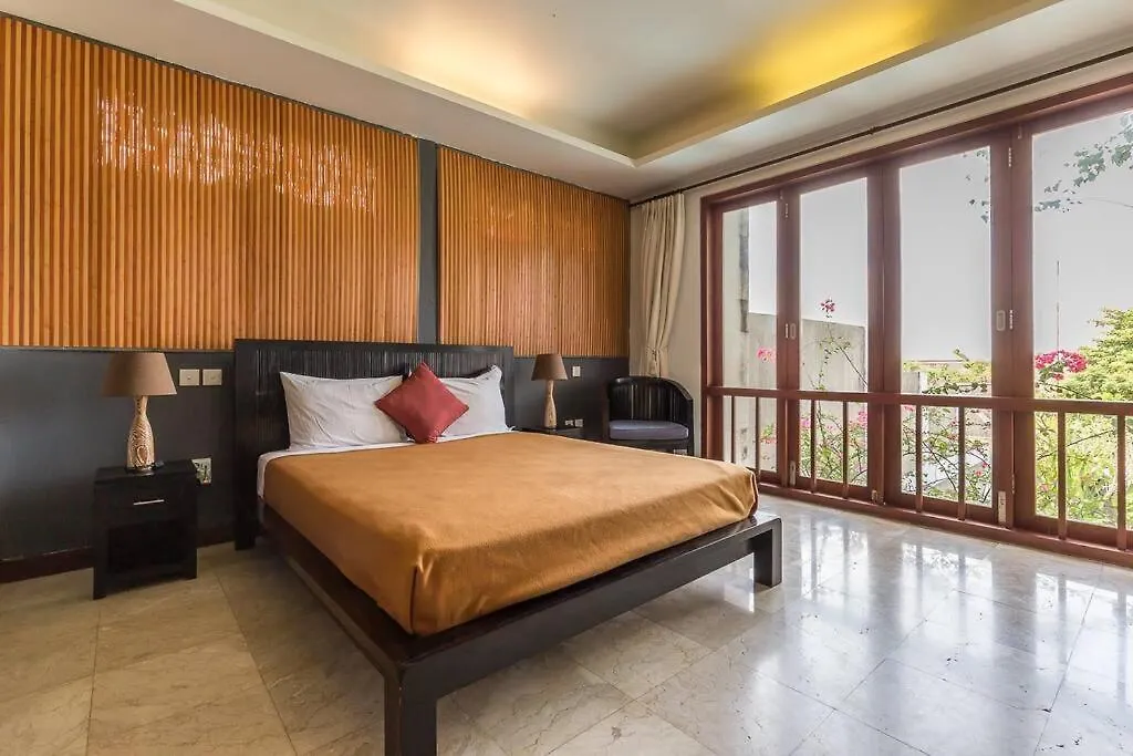 Quiet Central Seminyak 2Bd 2 Bath And Walk To Eat St Indonesia